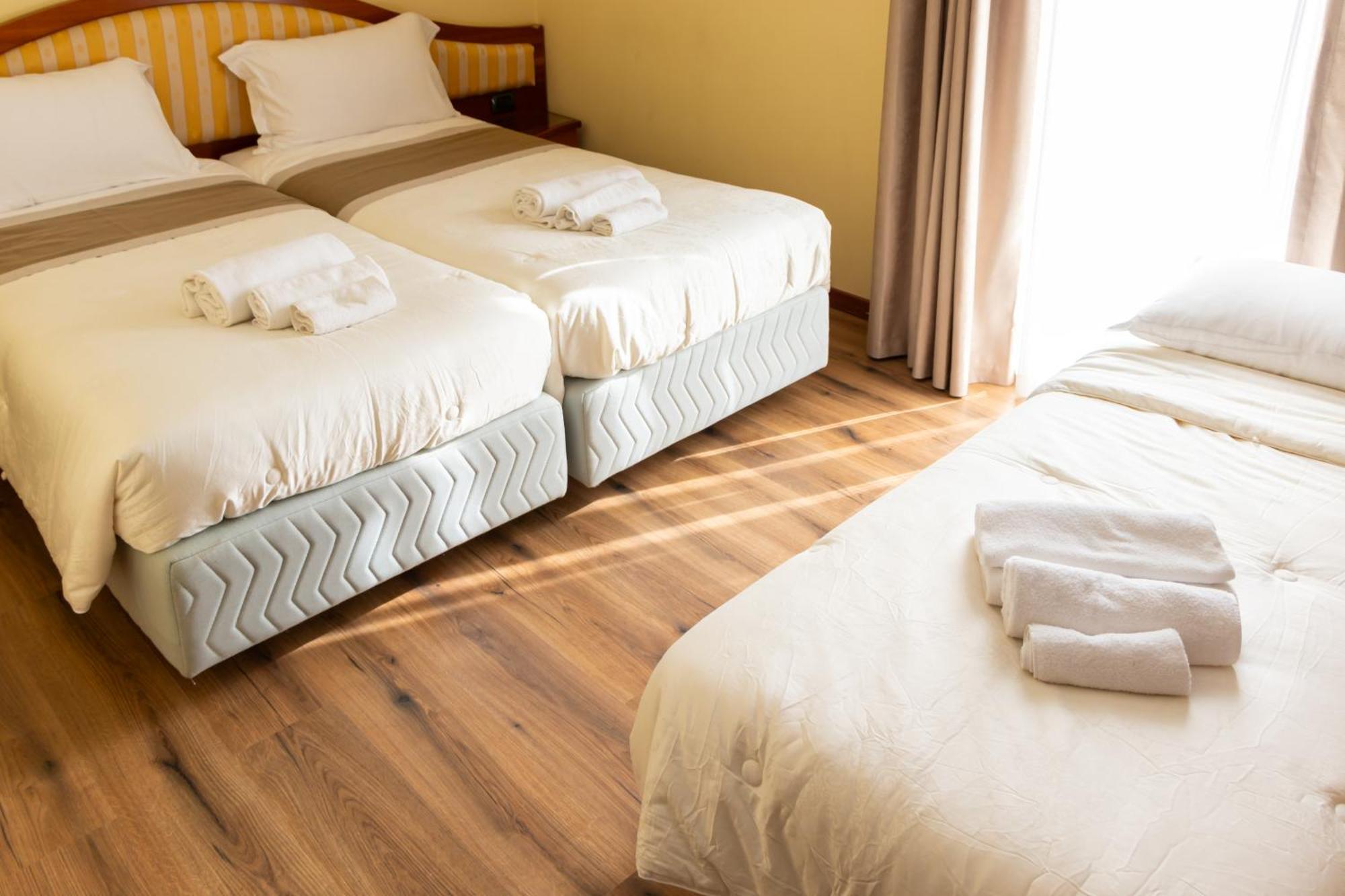 Basic Triple Room